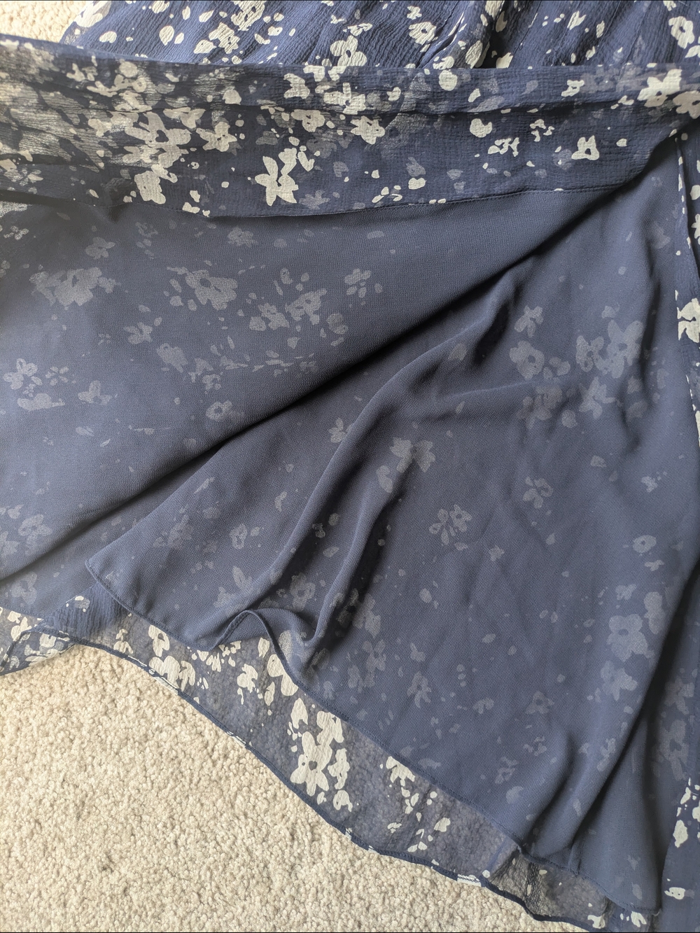 Burberry Brit Silk Navy Floral V-Neck Midi Dress Wedding Guest Brunch Summer - Picture 5 of 14